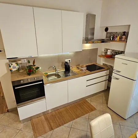 Casa Bomba Bed & Breakfast 5*